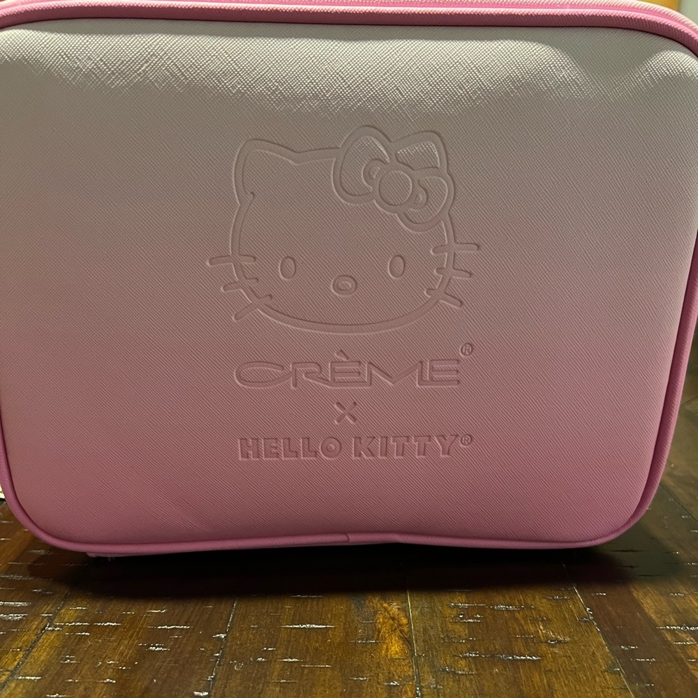 Hello Kitty x the CRÈME Shop Pink Beauty Makeup Travel Case